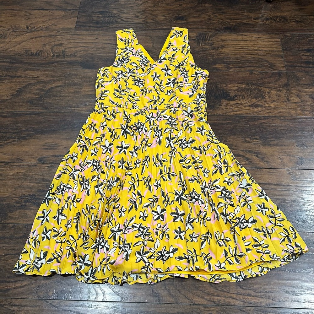 Banana Republic dress size‎ 6 yellow floral